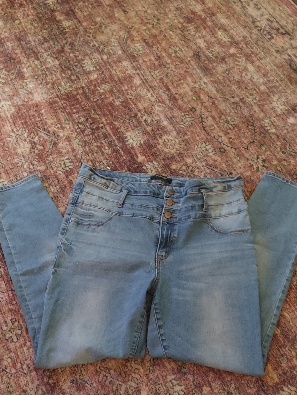 Refuge Light Wash Skinny Jeans with Triple Button Front